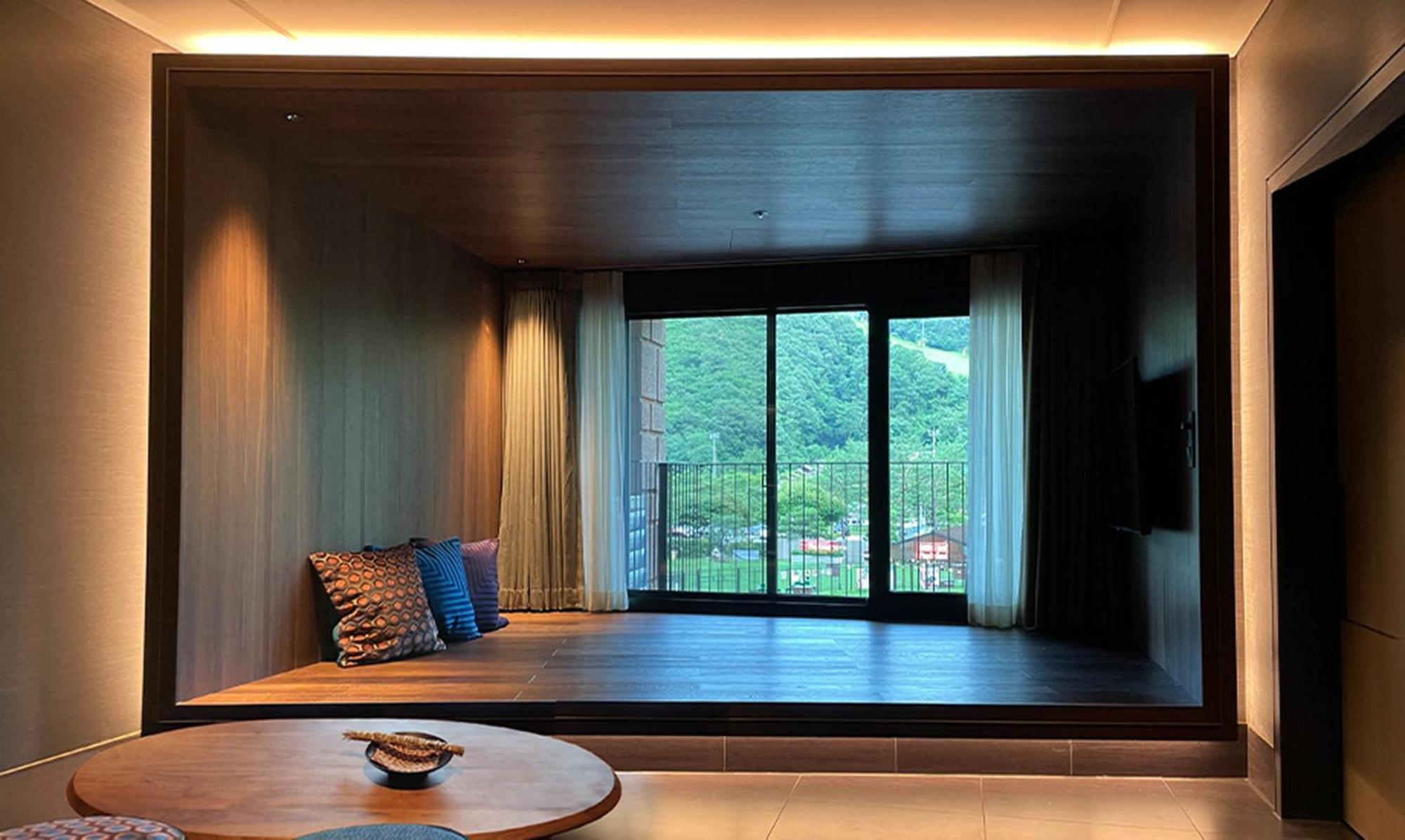 Sono Calm Vivaldipark Hotel Hongcheon Exterior photo