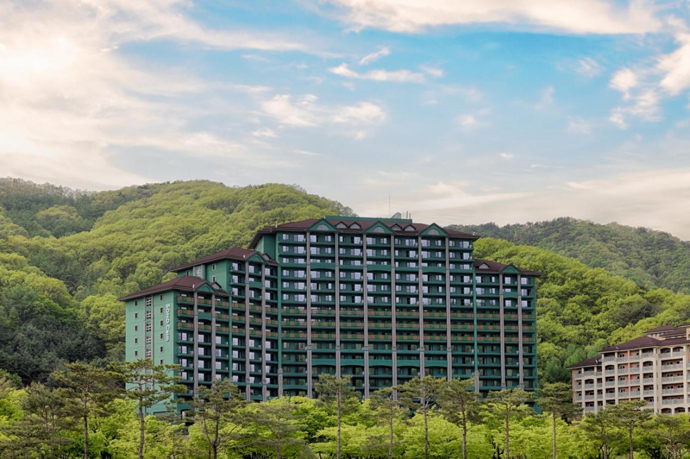 Sono Calm Vivaldipark Hotel Hongcheon Exterior photo